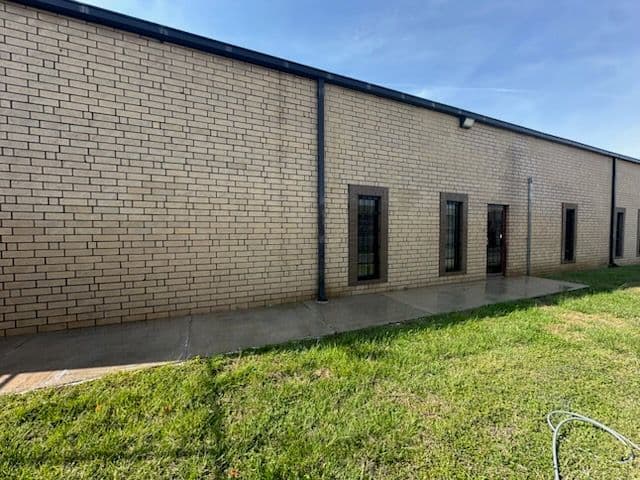Gallery photos for Commercial Building Exterior Cleaning: Image #2