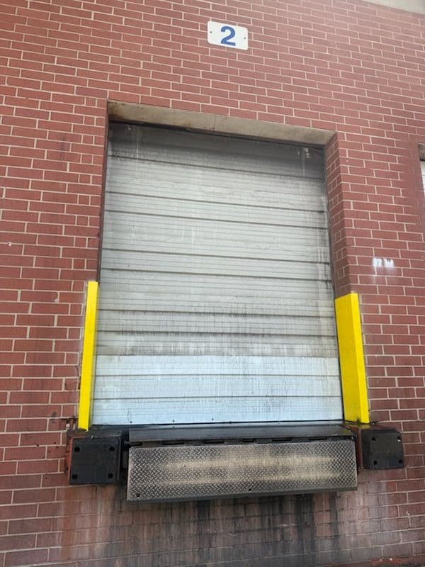 Warehouse Transformation with Expert Pressure Washing