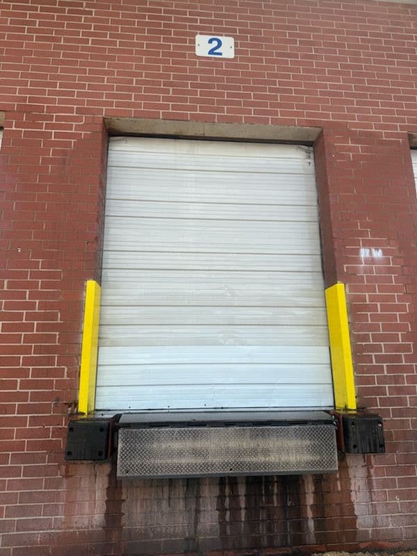 Warehouse Transformation with Expert Pressure Washing